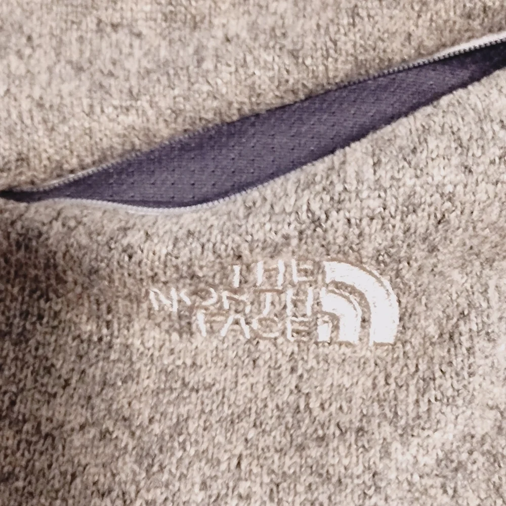 The North Face Men's Brown Half-Zip Fleece Pullover Sweater